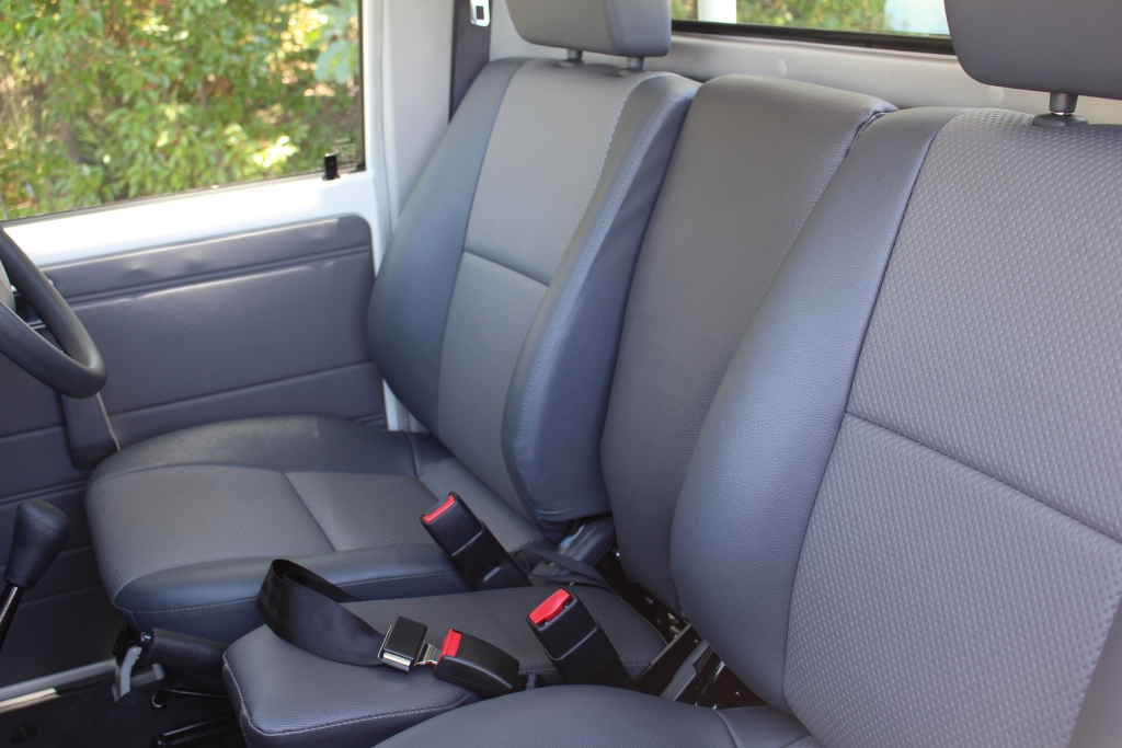 Jump Seat into Toyota Single Cab (1)